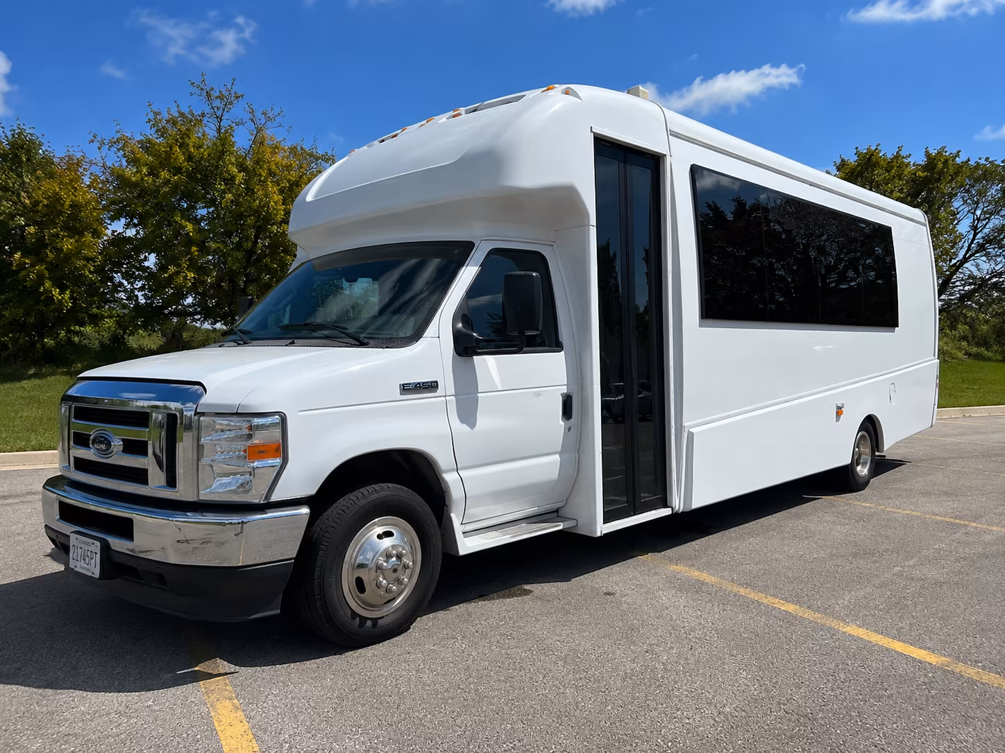 Brownsville Birthday, Sweet 16, & Quinceañera Transportation party bus exterior
