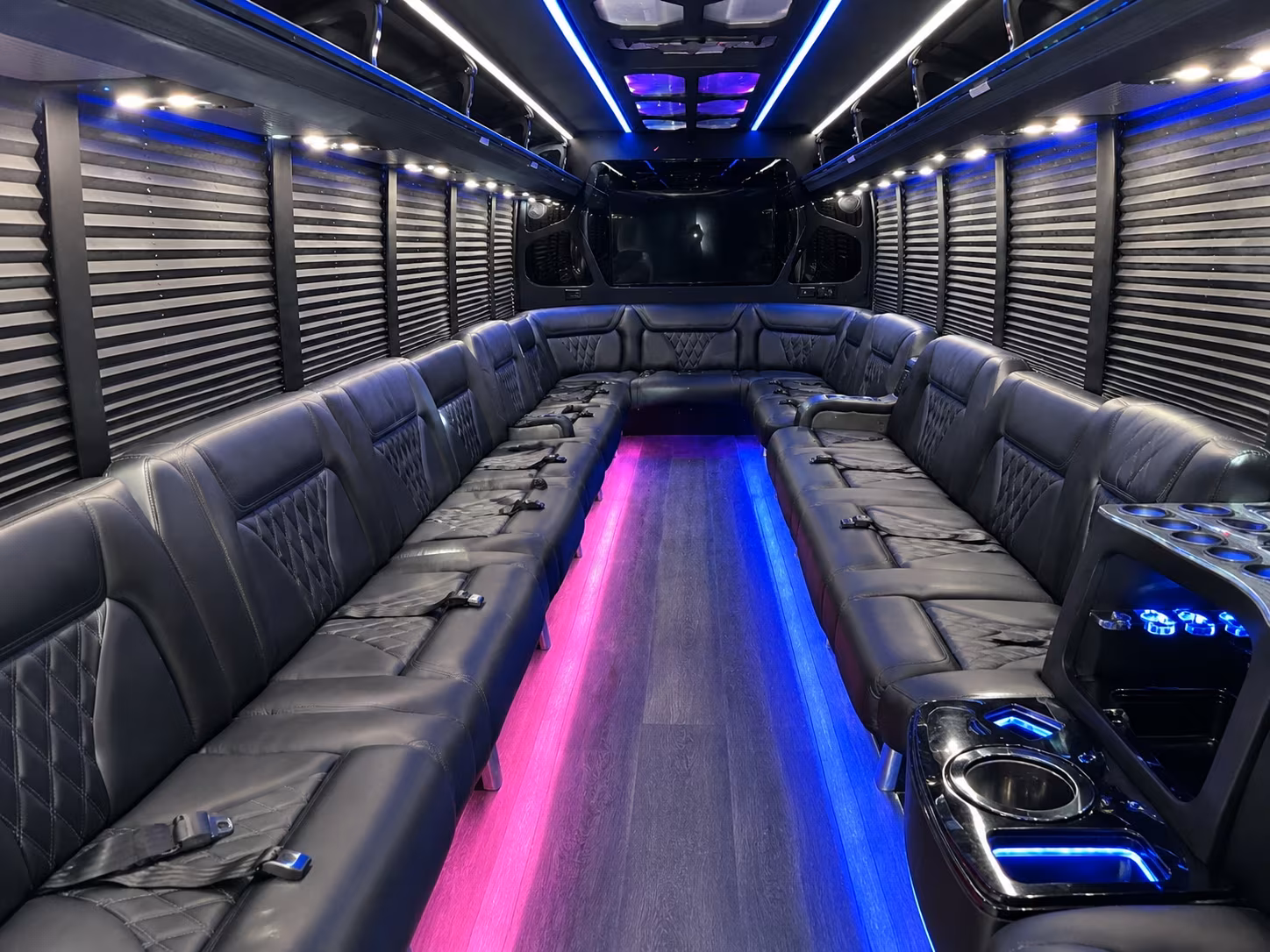 New Braunfels Winery Tour & Pub Crawl Transportation